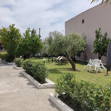 Elina House And Garden Villa Nikiti  Buitenkant foto