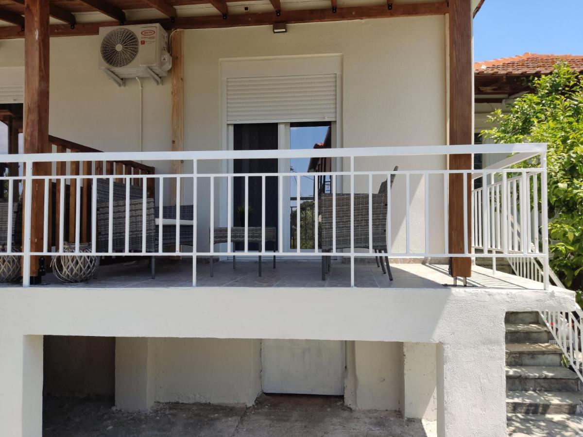 Elina House And Garden Villa Nikiti  Buitenkant foto