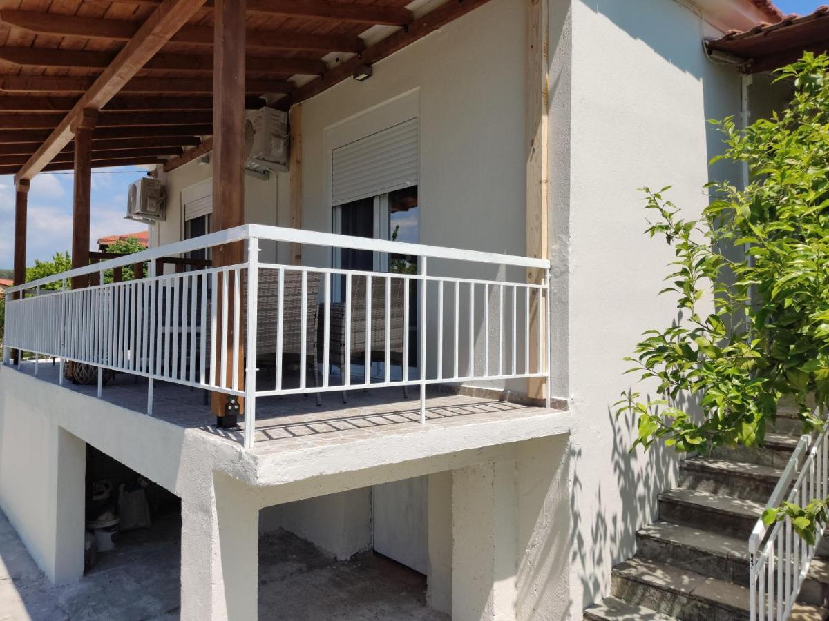Elina House And Garden Villa Nikiti  Buitenkant foto